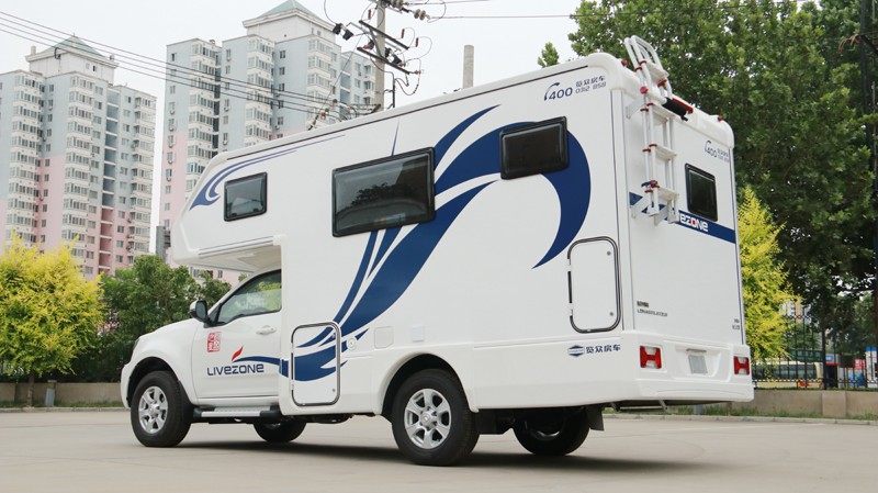 大床、大客廳得房車(chē)，四驅(qū)、動(dòng)力好