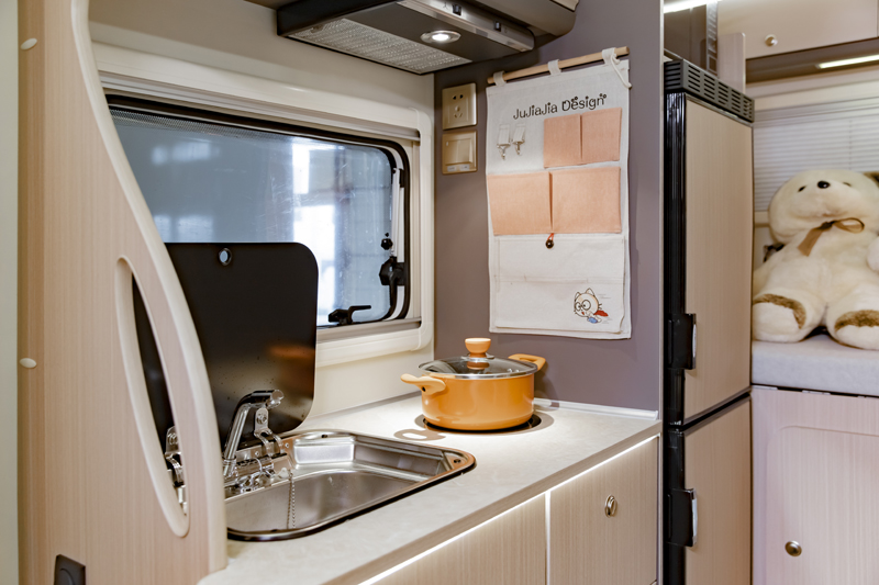 自由炮領銜,引爆成都房車展 自由炮領銜,引爆成都房車展