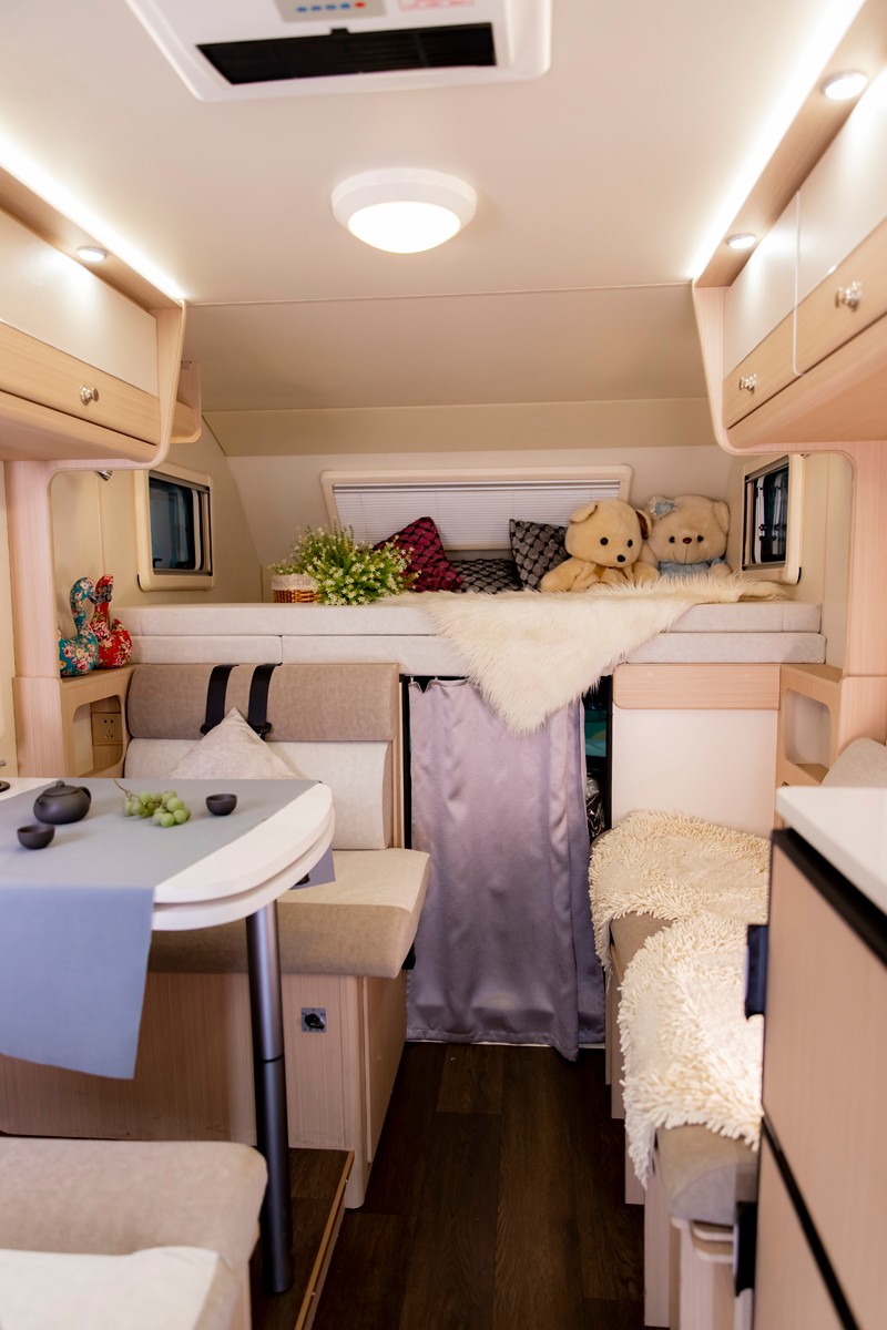 有四驅才是王道，這兩款國產房車可選