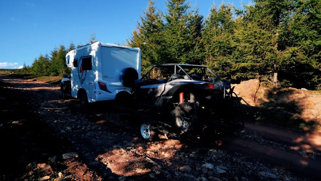 C6駕照即將到來！這款擁有牽引資質的自行式房車千萬別錯過！