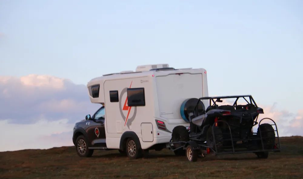 C6駕照即將到來！這款擁有牽引資質的自行式房車千萬別錯過！