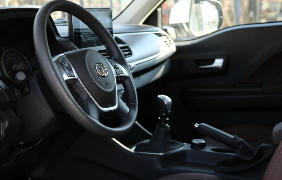 分時四驅、超大空間、一代經典——風駿C7！