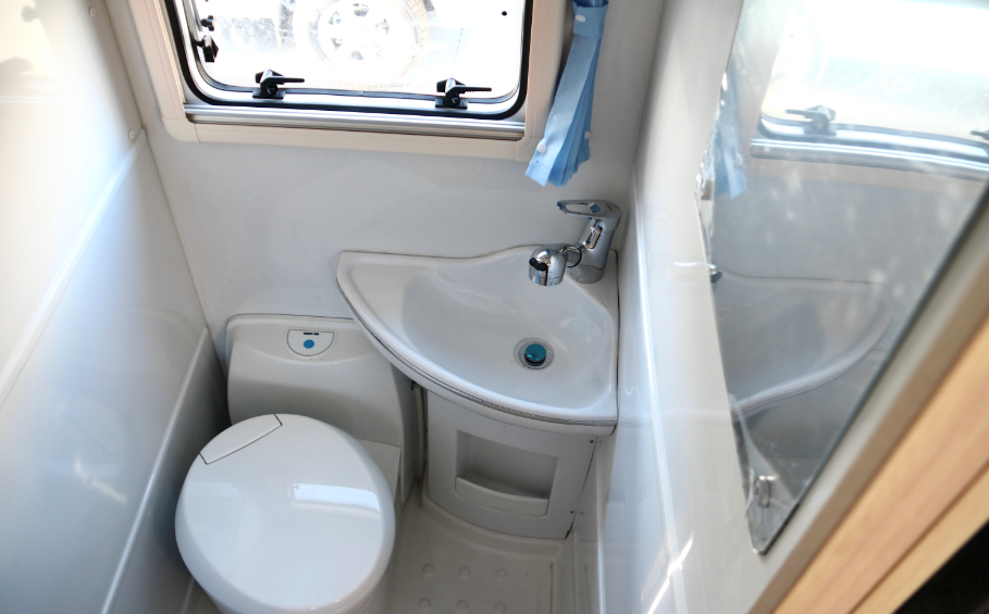 分時四驅、超大空間、一代經典——風駿C7！