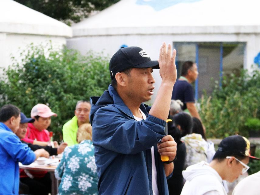 對酒當歌,人生幾何,要盡興就現在! 對酒當歌,人生幾何,要盡興就現在!