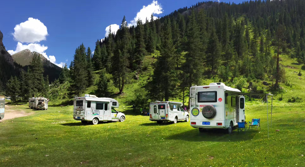 精致化露營“選手”，將吃住行融為一體，適合1~2人四季旅行