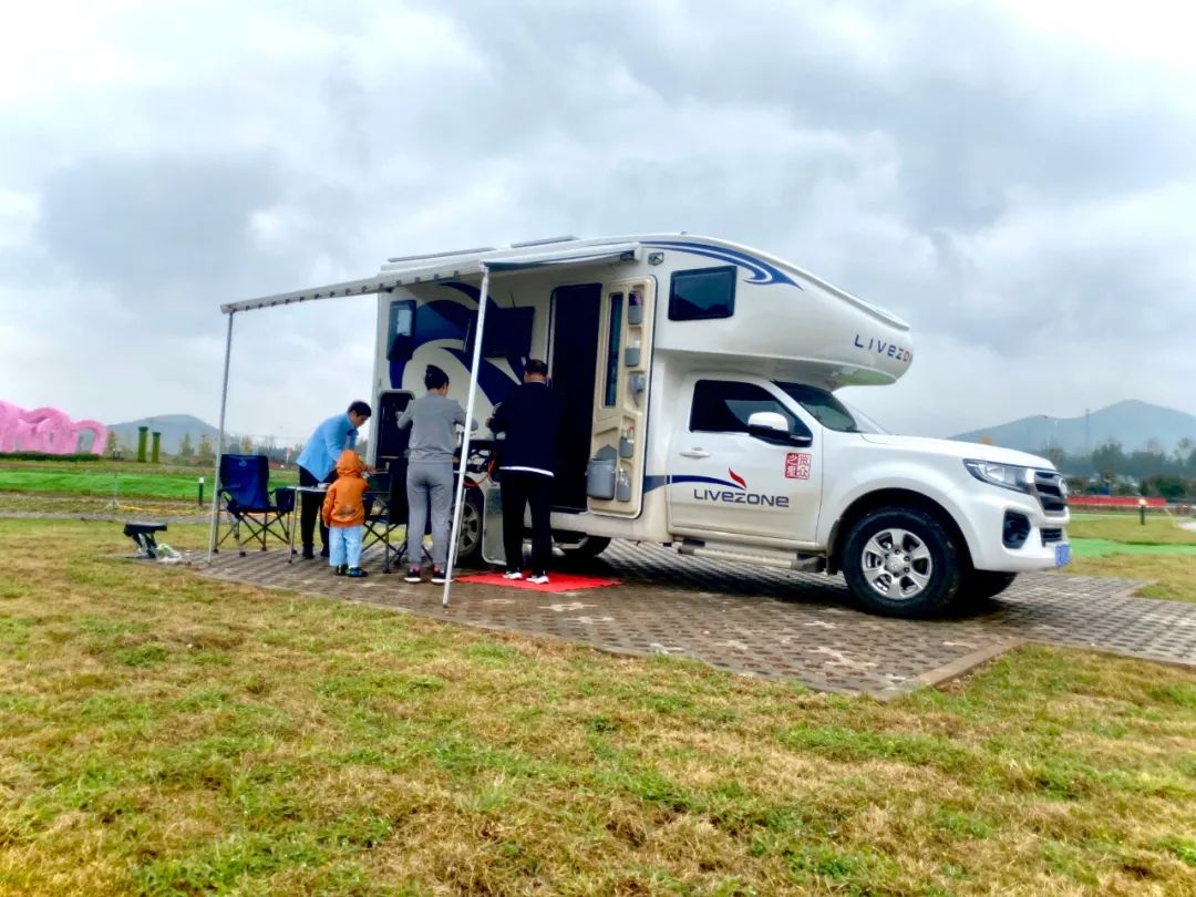 精致化露營“選手”，將吃住行融為一體，適合1~2人四季旅行